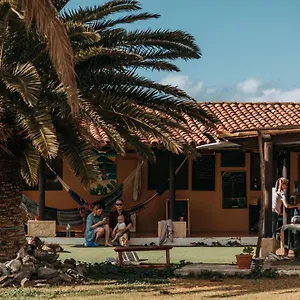 Surf House Callao Salvaje